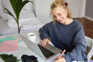 10 ventajas de estudiar cursos virtuales